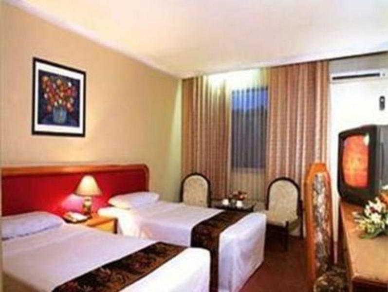Patra Semarang Hotel&Convention Esterno foto