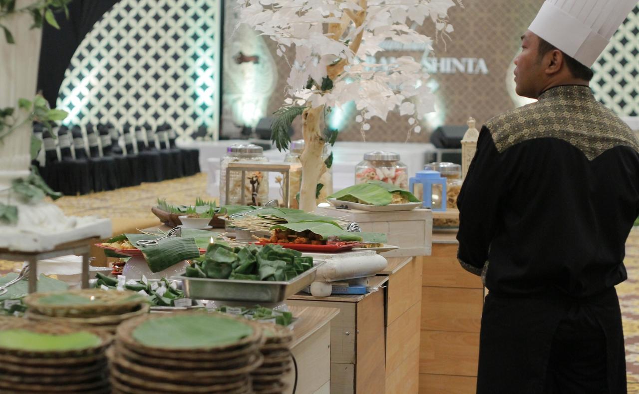 Patra Semarang Hotel&Convention Esterno foto