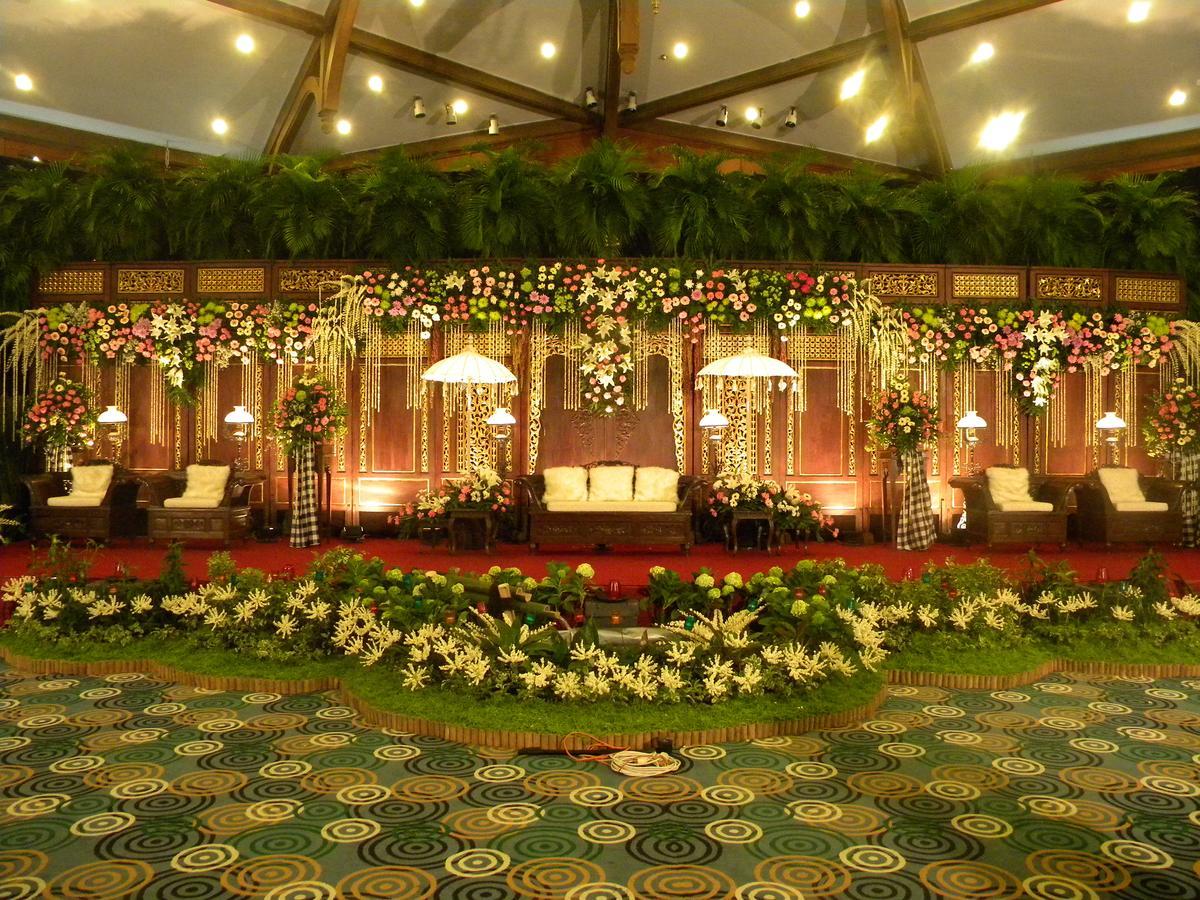 Patra Semarang Hotel&Convention Esterno foto