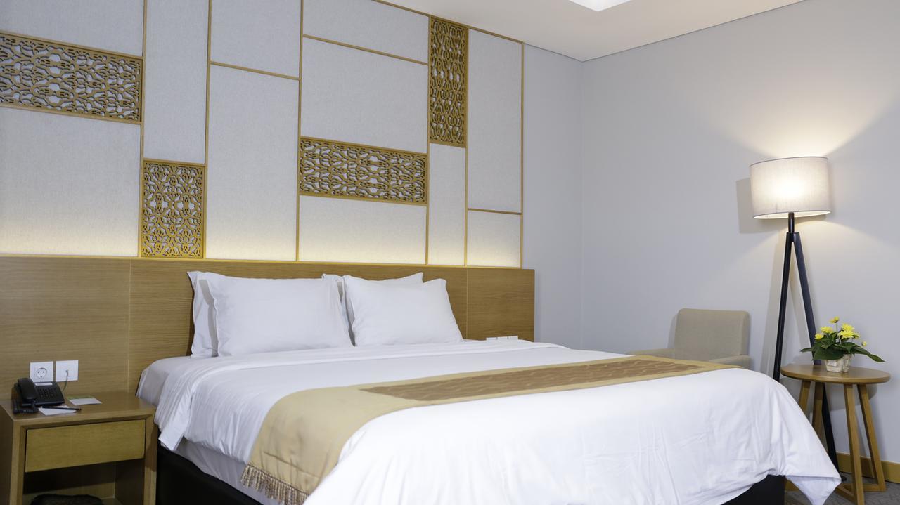 Patra Semarang Hotel&Convention Esterno foto